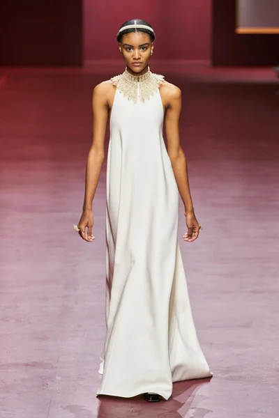 Look 83